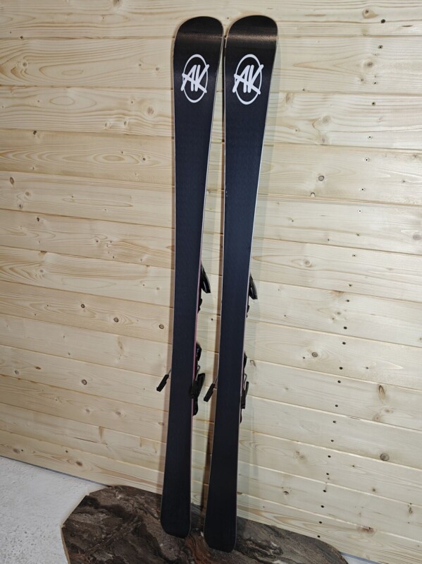 LYŽE AK SKI OF SWITZERLAND PISTE PINK 147CM
